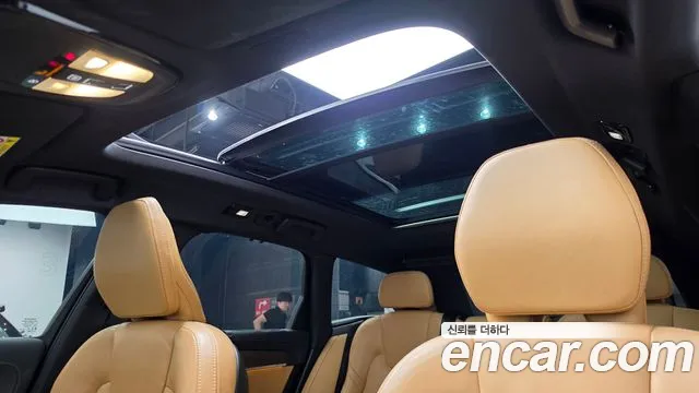 Volvo V90 — Фото автомобиля 24