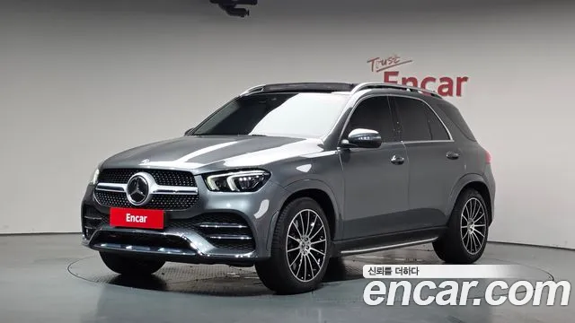 Mercedes-Benz GLE-Class — Фото автомобиля 8