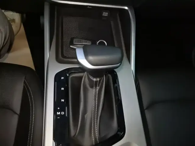 Geely Emgrand — Фото автомобиля 9