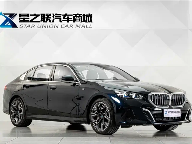 BMW 5 Series — Фото автомобиля 5