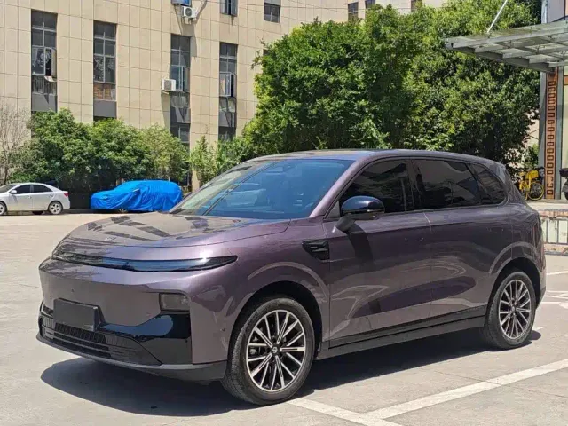 Фотография автомобиля — Leapmotor B10