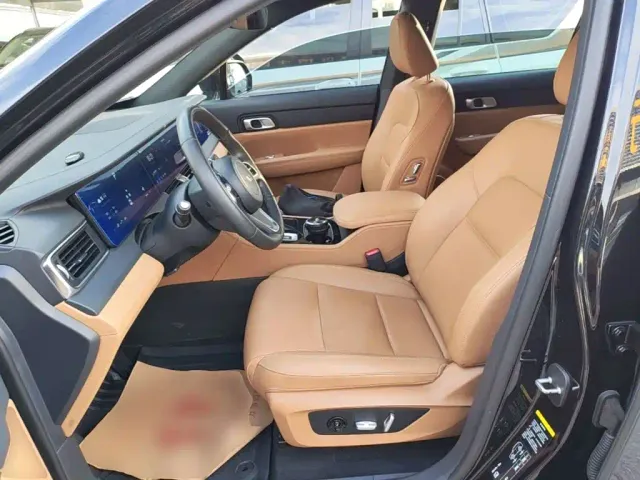 Li Auto ONE — Фото автомобиля 14