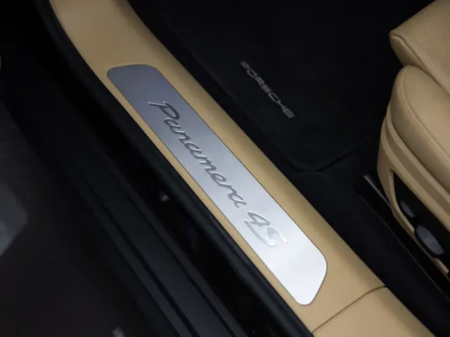 Porsche Panamera — Фото автомобиля 18