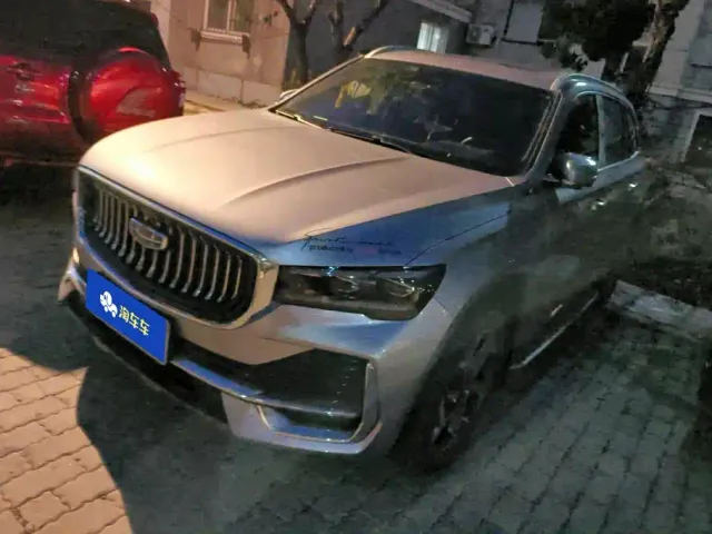 Фотография автомобиля — Geely Xingyue L