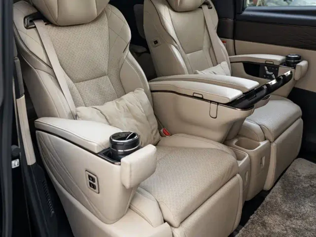 Toyota Alphard — Фото автомобиля 20