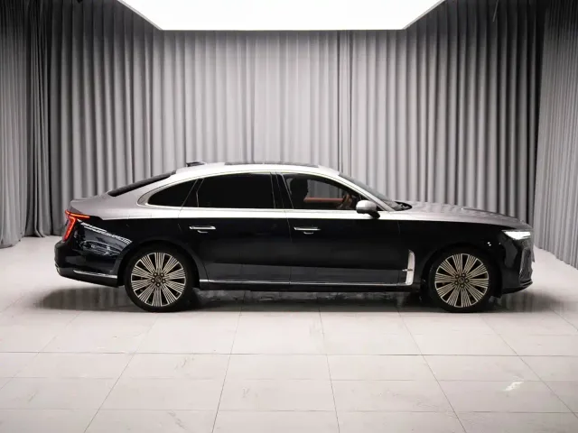 Hongqi H9 — Фото автомобиля 4