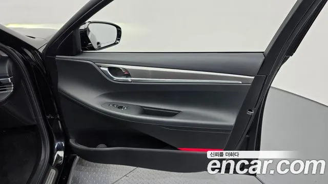 Hyundai Grandeur New — Фото автомобиля 14