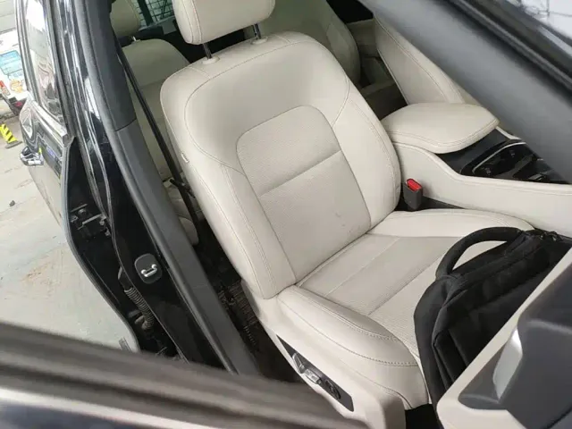 Li Auto ONE — Фото автомобиля 24