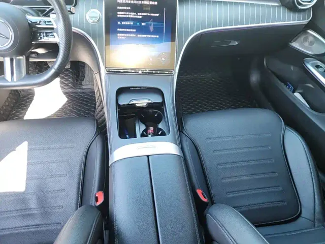 Mercedes-Benz C-Class — Фото автомобиля 13