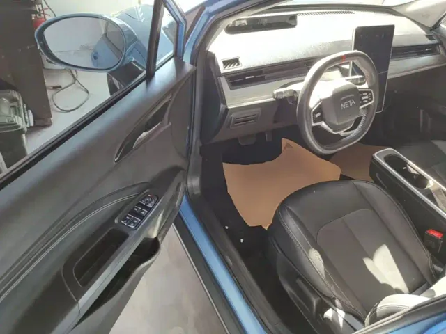 Nezha Auto Nezha V 2022 Trend 400 Lite — Фото автомобиля 11