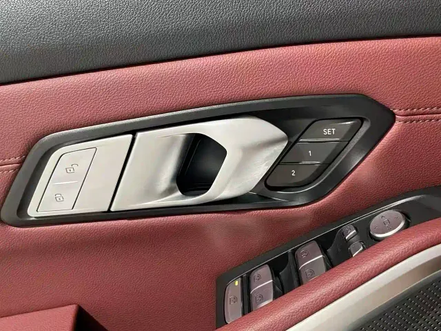 BMW 3 Series — Фото автомобиля 11