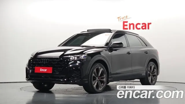 Audi Q8 55 TFSI quattro Premium — Фото автомобиля 9