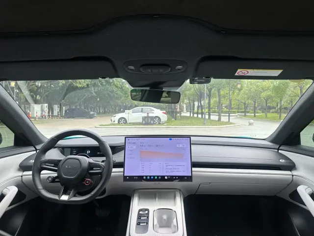 Xiaomi SU7 — Фото автомобиля 5