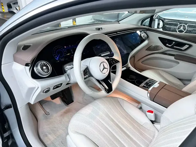 Mercedes-Benz EQS — Фото автомобиля 10