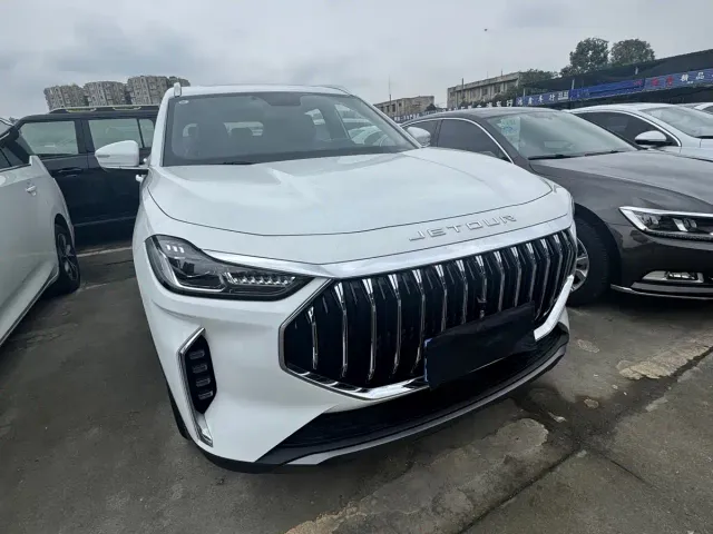 Jetour X70 Plus — Фото автомобиля 3