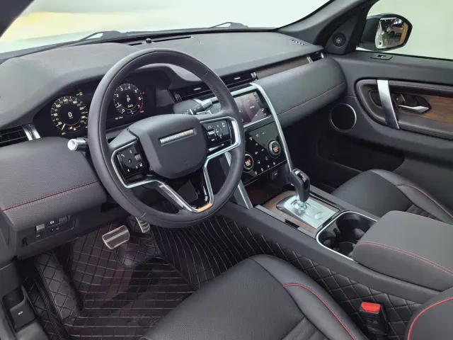 Land Rover Discovery Sport — Фото автомобиля 14