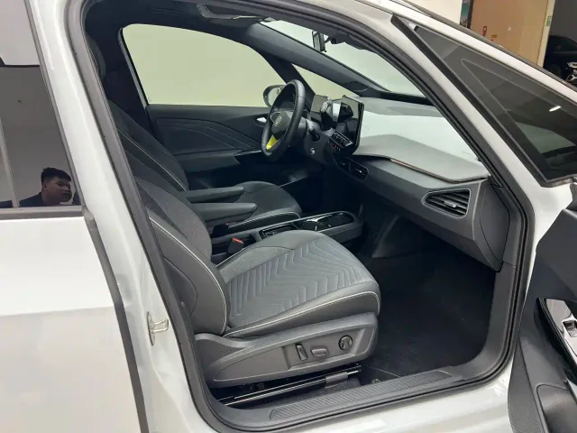 Volkswagen ID.3 — Фото автомобиля 12