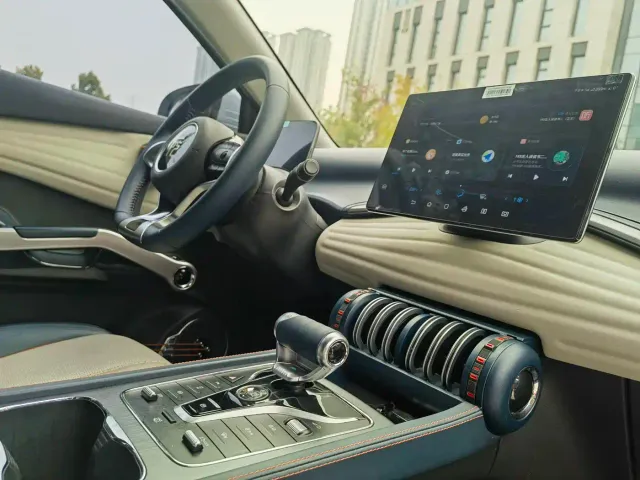 BYD Yuan PLUS — Фото автомобиля 13