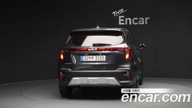 Kia Seltos Новый Seltos Бензин 2.0 2WD — Фото автомобиля 4