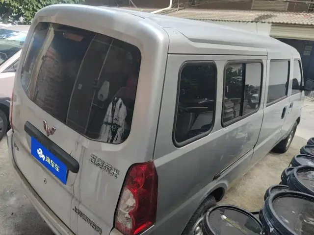 Wuling Rongguang — Фото автомобиля 3