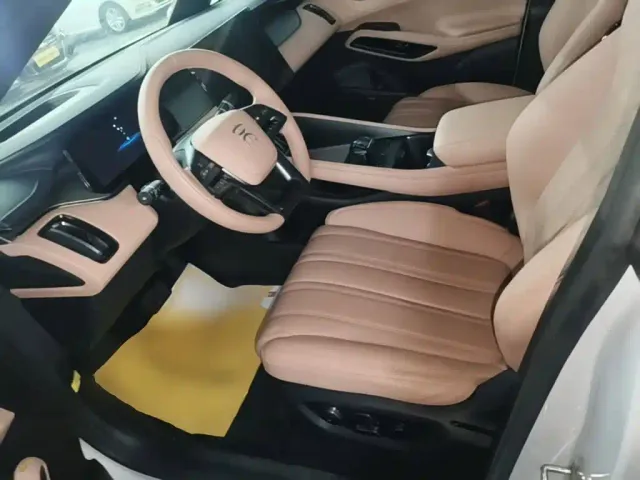 BYD Song L EV — Фото автомобиля 14