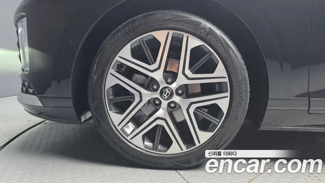 Hyundai Grandeur GN7 — Фото автомобиля 5
