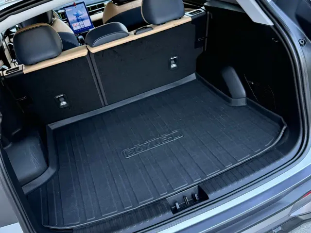 Geely Boyue L — Фото автомобиля 9