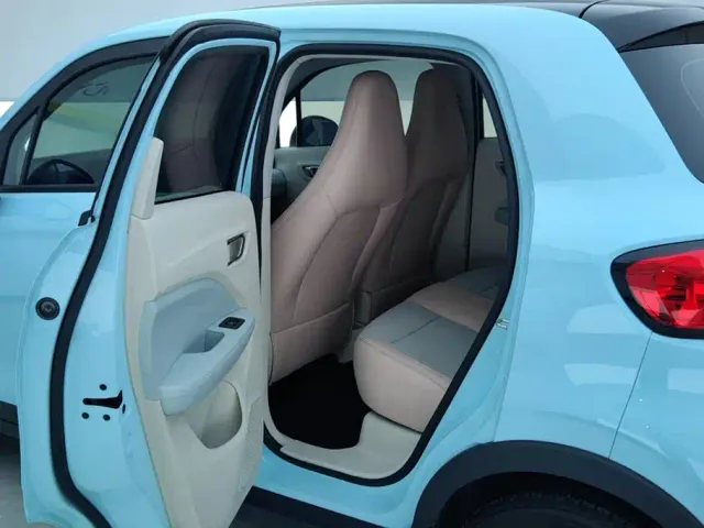 Leapmotor T03 — Фото автомобиля 11