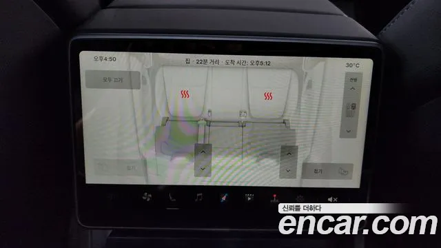 Tesla Model Y — Фото автомобиля 19