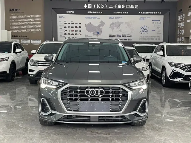Audi Q3 — Фото автомобиля 2