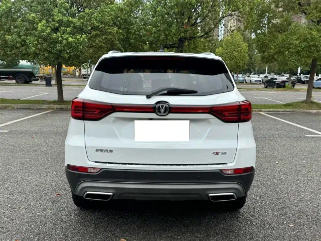 Changan CS75 — Фото автомобиля 12