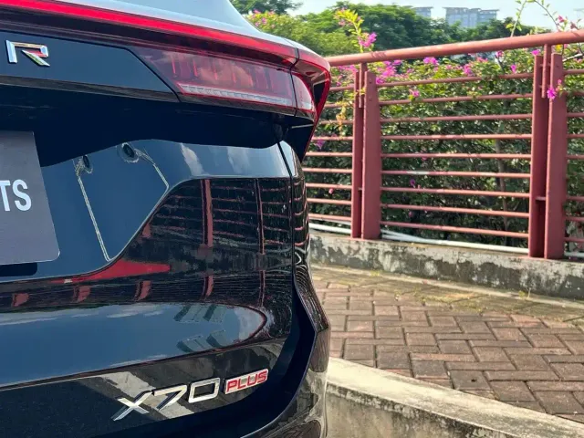 Jetour X70 Plus — Фото автомобиля 8