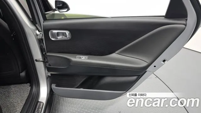 Hyundai Ioniq 6 — Фото автомобиля 14
