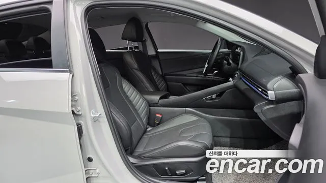 Hyundai Avante CN7 — Фото автомобиля 26