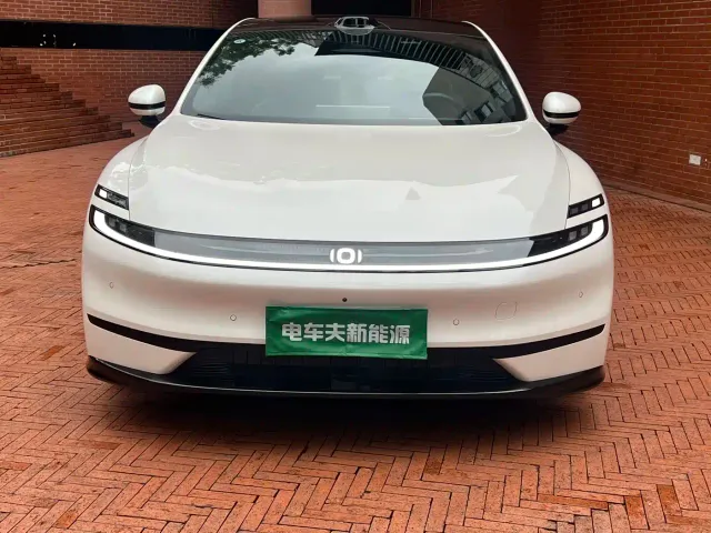Changan Qiyuan A06 — Фото автомобиля 2