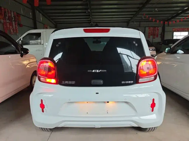 Roewe Clever — Фото автомобиля 5