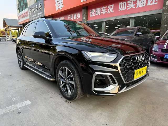 Audi Q5L — Фото автомобиля 3