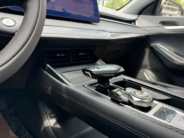 Changan Raeton Plus — Фото автомобиля 11