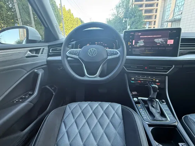 Volkswagen Sagitar — Фото автомобиля 10