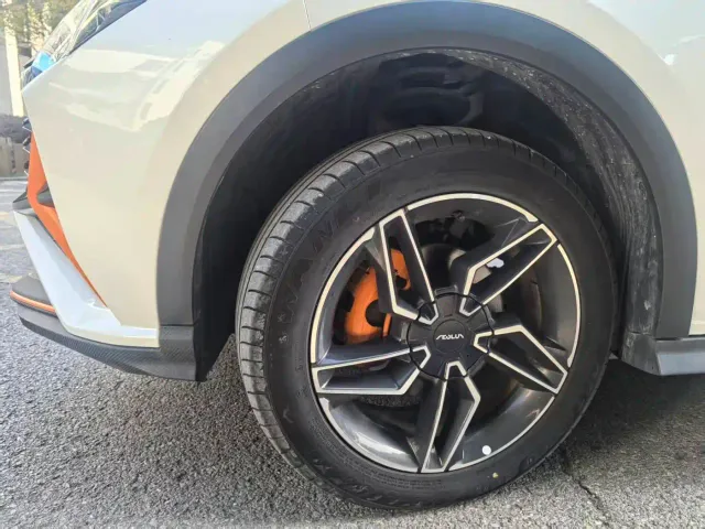 Dongfeng Yixuan GS — Фото автомобиля 18