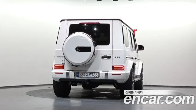 Mercedes-Benz G-Class — Фото автомобиля 4