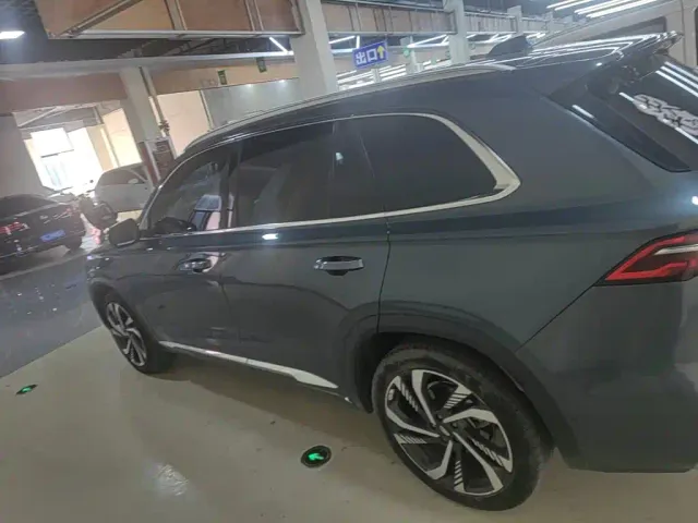 Geely Xingyue L — Фото автомобиля 5