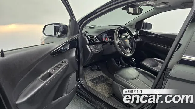 Chevrolet Spark — Фото автомобиля 10