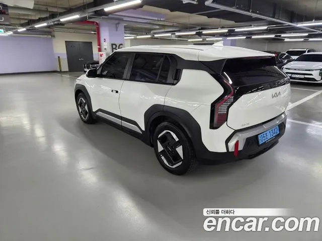 Kia EV3 — Фото автомобиля 6