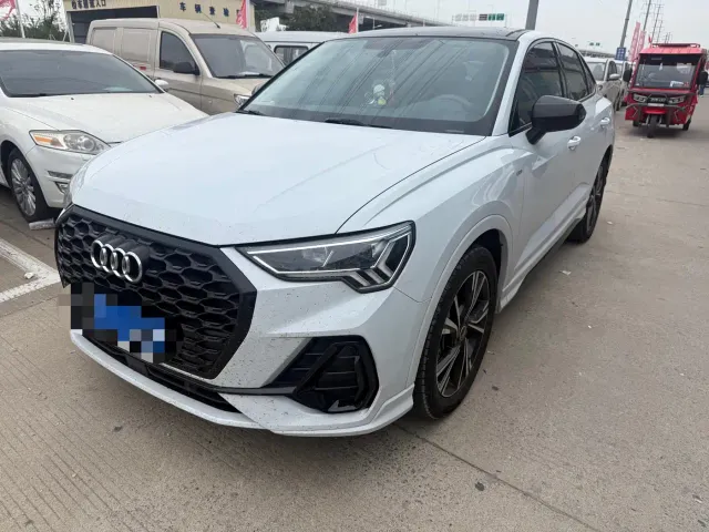 Фотография автомобиля — Audi Q3 Sportback