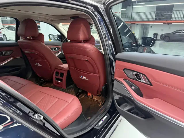 BMW 3 Series — Фото автомобиля 18