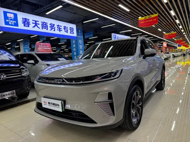 Фотография автомобиля — Haval Xiaolong MAX