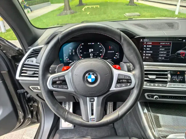BMW X5 M — Фото автомобиля 15