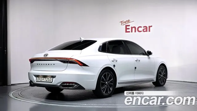 Hyundai Grandeur New — Фото автомобиля 2
