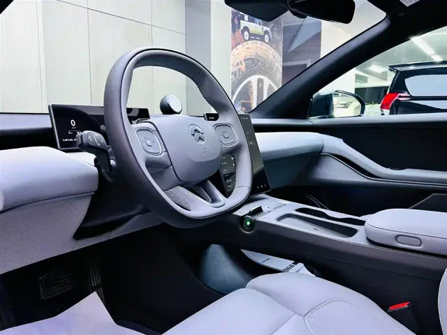 Nio ET5 — Фото автомобиля 8